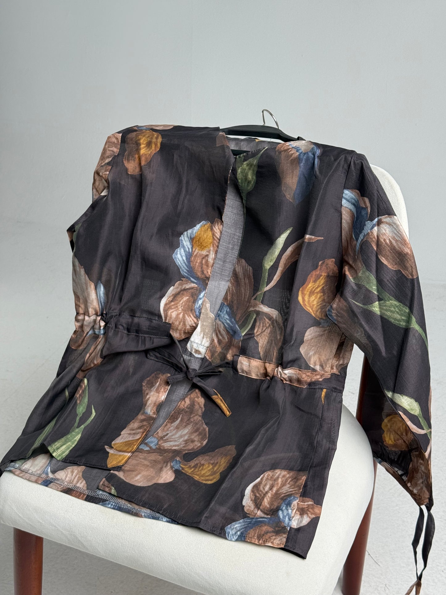 Floré blouse in black