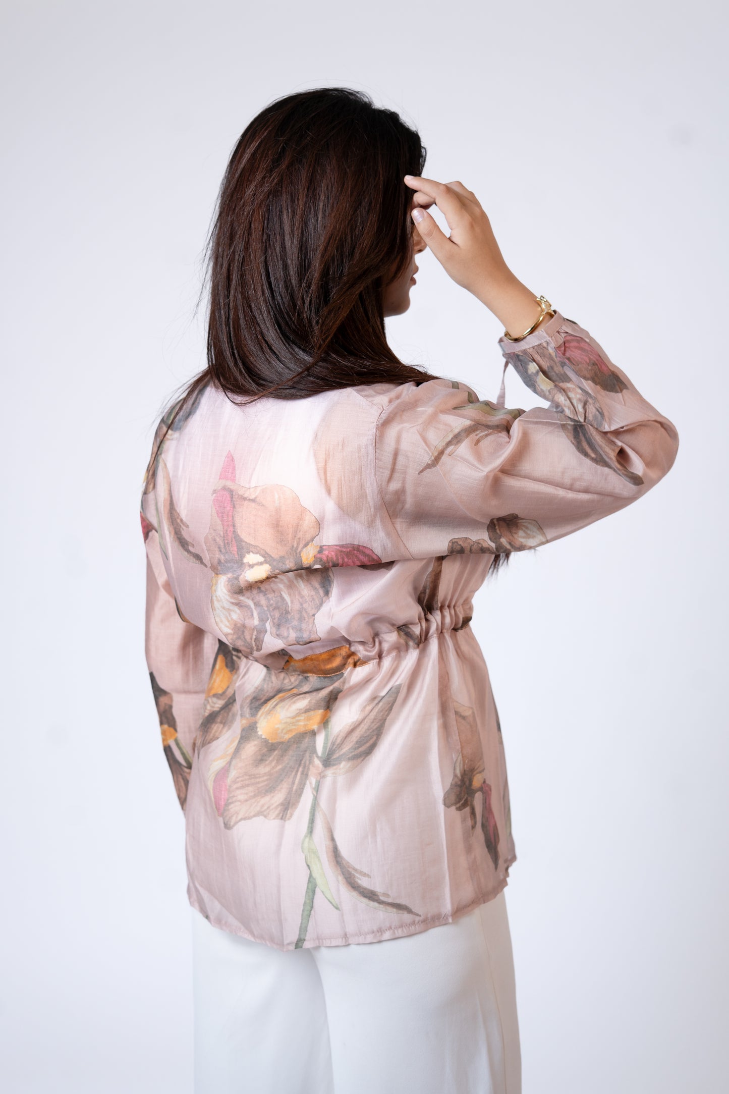 Flore Blouse in Almond
